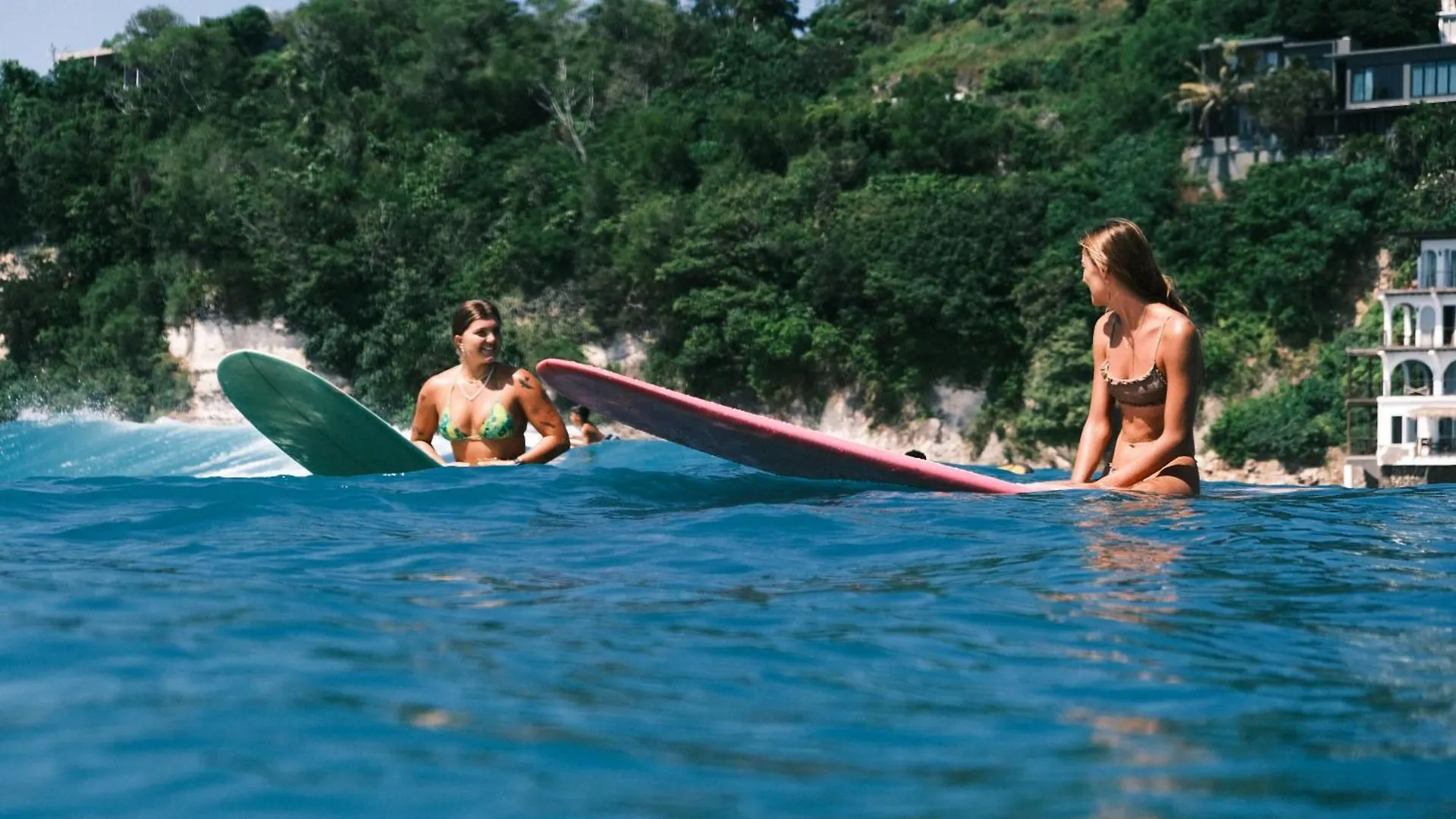Olo Surf Nature Uluwatu  Indonesia
