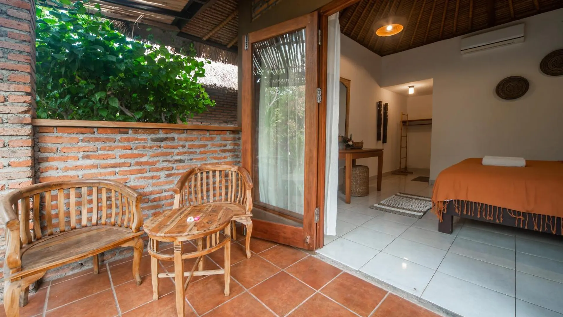 ** Guest house Olo Surf Nature Uluwatu  Indonesia