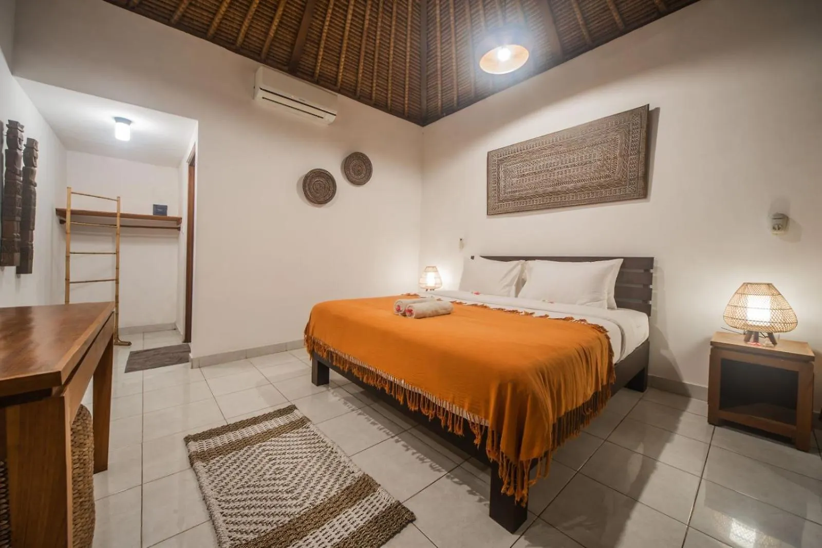 ** Guest house Olo Surf Nature Uluwatu  Indonesia