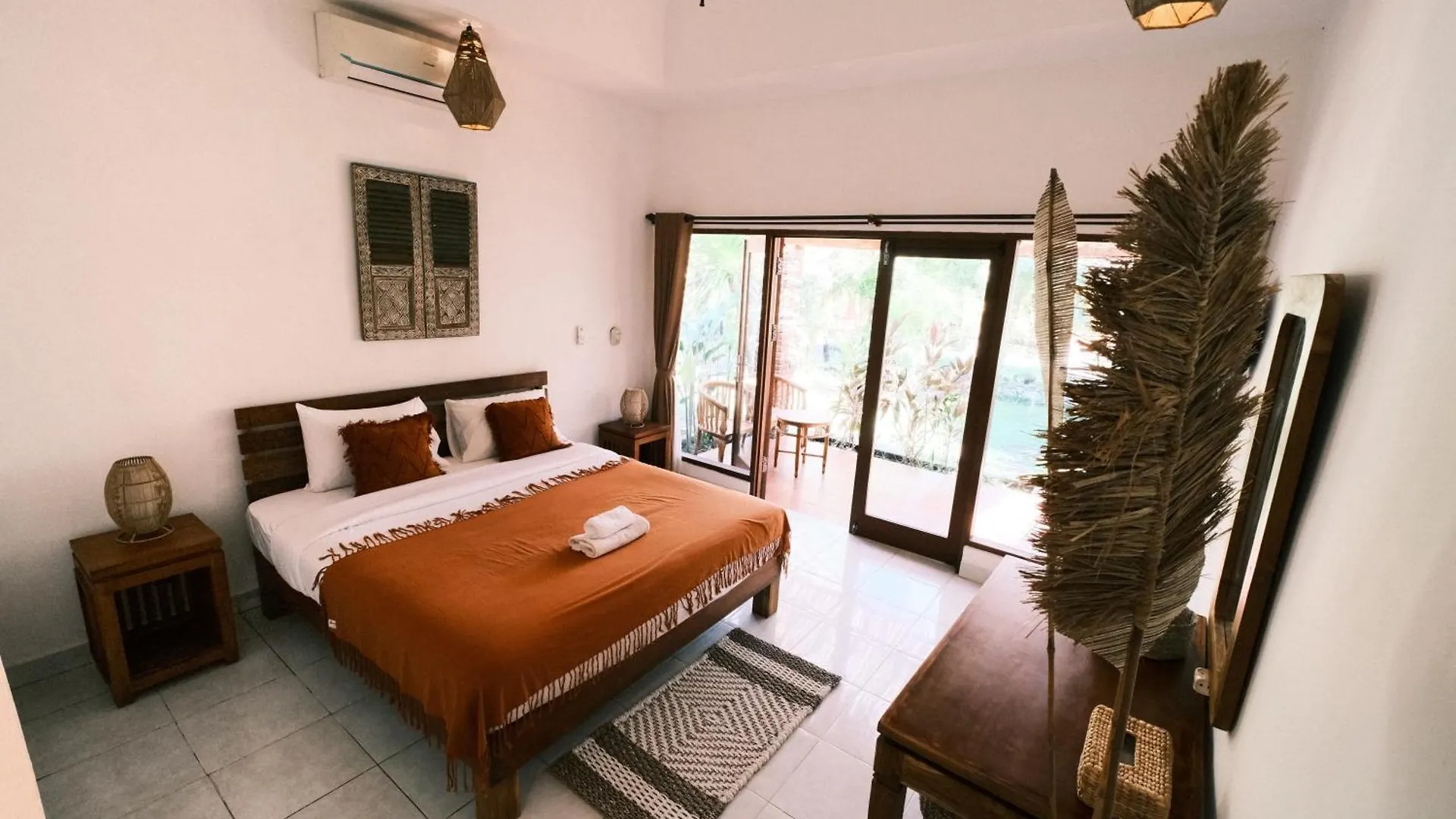 Olo Surf Nature Uluwatu  Indonesia